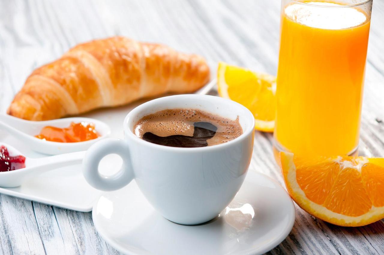 La Closerie Aux Violettes - Bed & Breakfast 4*